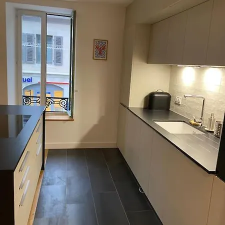 아파트 Charming Fully Renovated Flat In Old-town 페르네이 볼테르