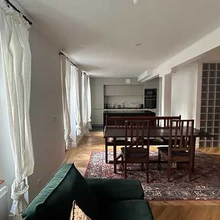Charming Fully Renovated Flat In Old-town 아파트 페르네이 볼테르